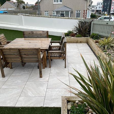 Beautiful 3 Bedroom Apartment By The Sea New Quay Exterior foto