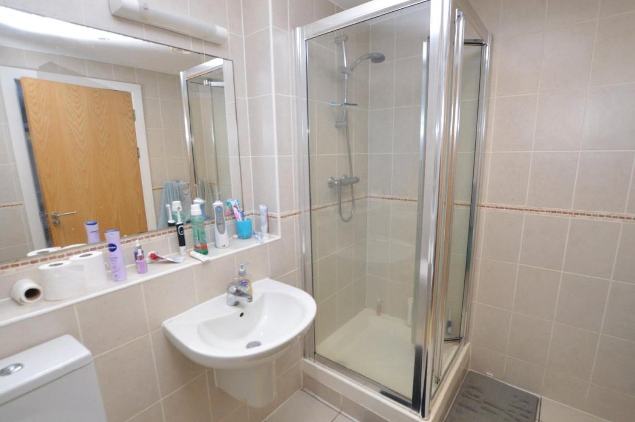 Beautiful 3 Bedroom Apartment By The Sea New Quay Exterior foto